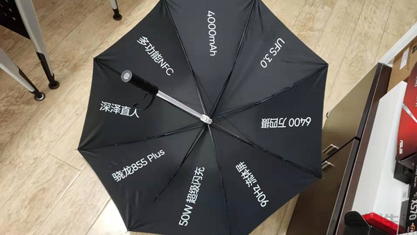 realme 2.jpg